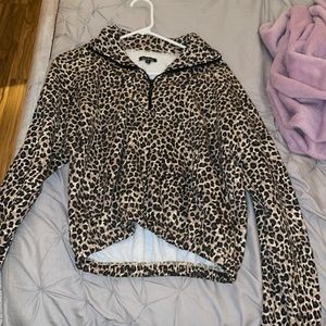 Leopard print crew sweatshirt